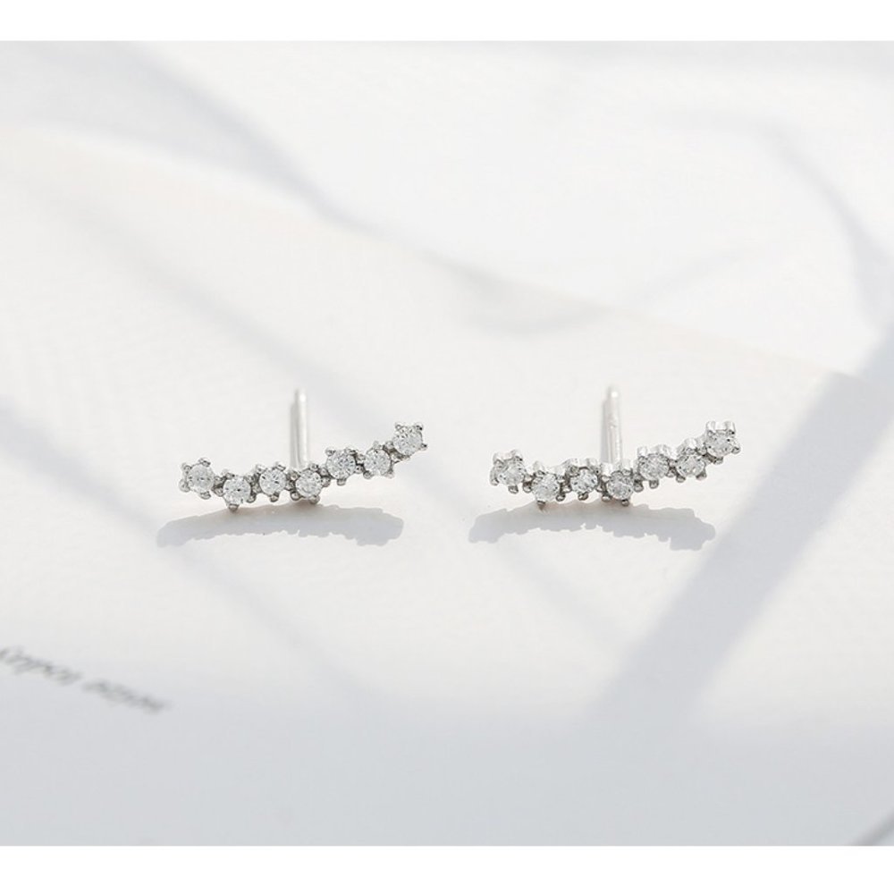 NEW 925 Sterling Silver Diamond Star Earrings - Picture 5 of 9